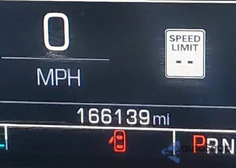 2018 Chevrolet Silverado 1500 2Lt из США, поврежденный, VIN 3GCUKREC2JG525366